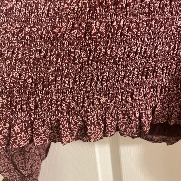 Madewell Floral Smocked cottage milkmaid Purple +white floral print top large - Picture 6 of 9